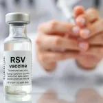 RSV szczepionka ile dawek? Odpowiedzi na najważniejsze pytania